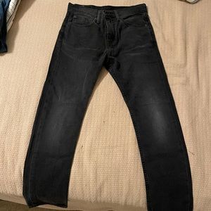 Black 522 Levi’s Jeans
